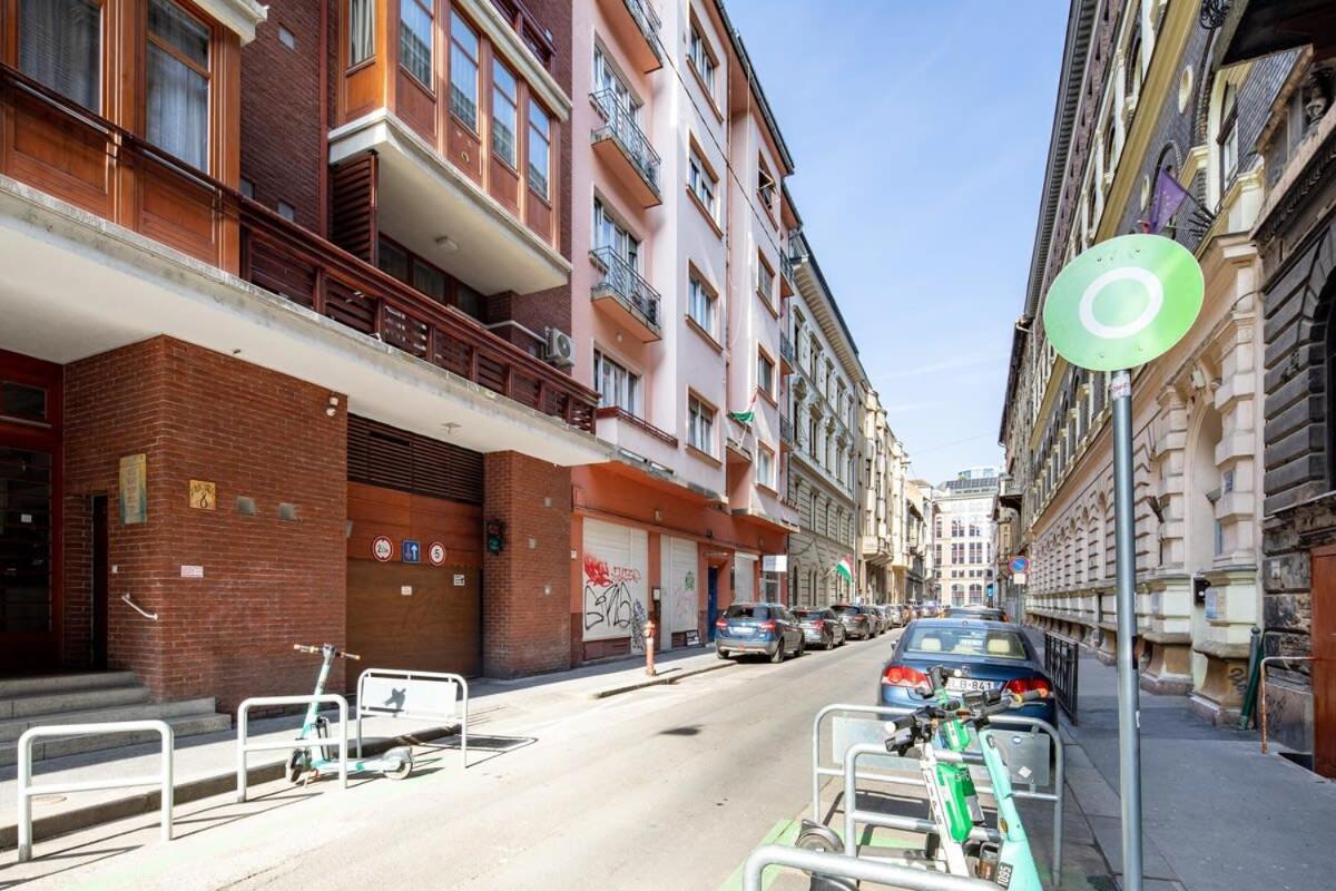 Central - New - Quiet Sleep Apartment Budapest Exterior photo